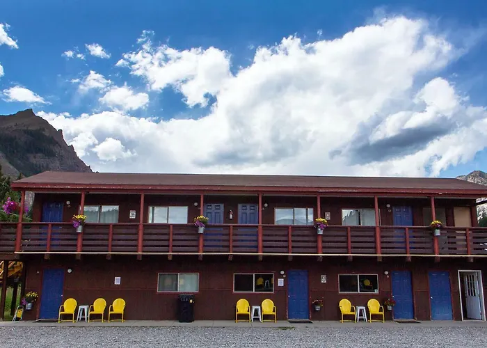 High Country Motel And Cabins
