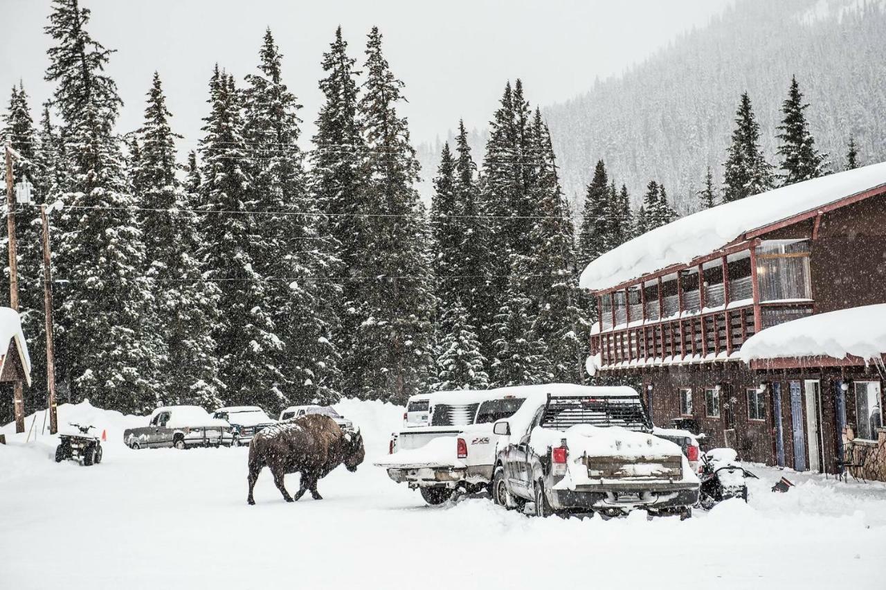 High Country And Hotel